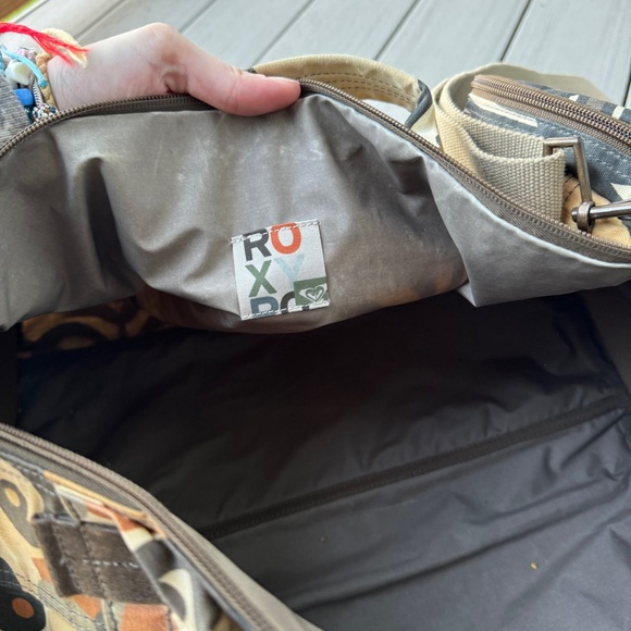 Vintage Roxy Duffle Bag - Picture 16 of 16